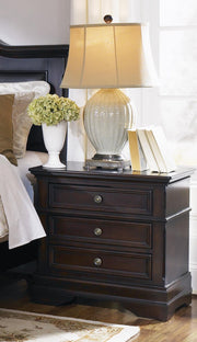 Cambridge Three-Drawer Nightstand image