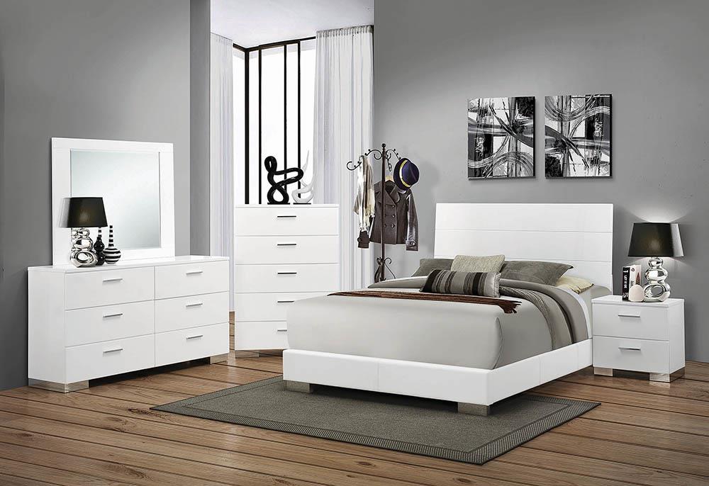 Felicity Contemporary Glossy White Eastern King Bed image