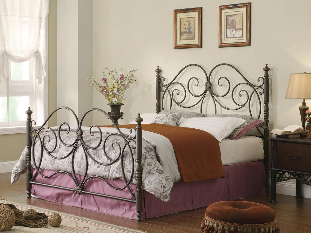 London Traditional Dark Bronze King Metal Bed image