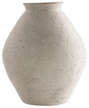 Hannela Vase image