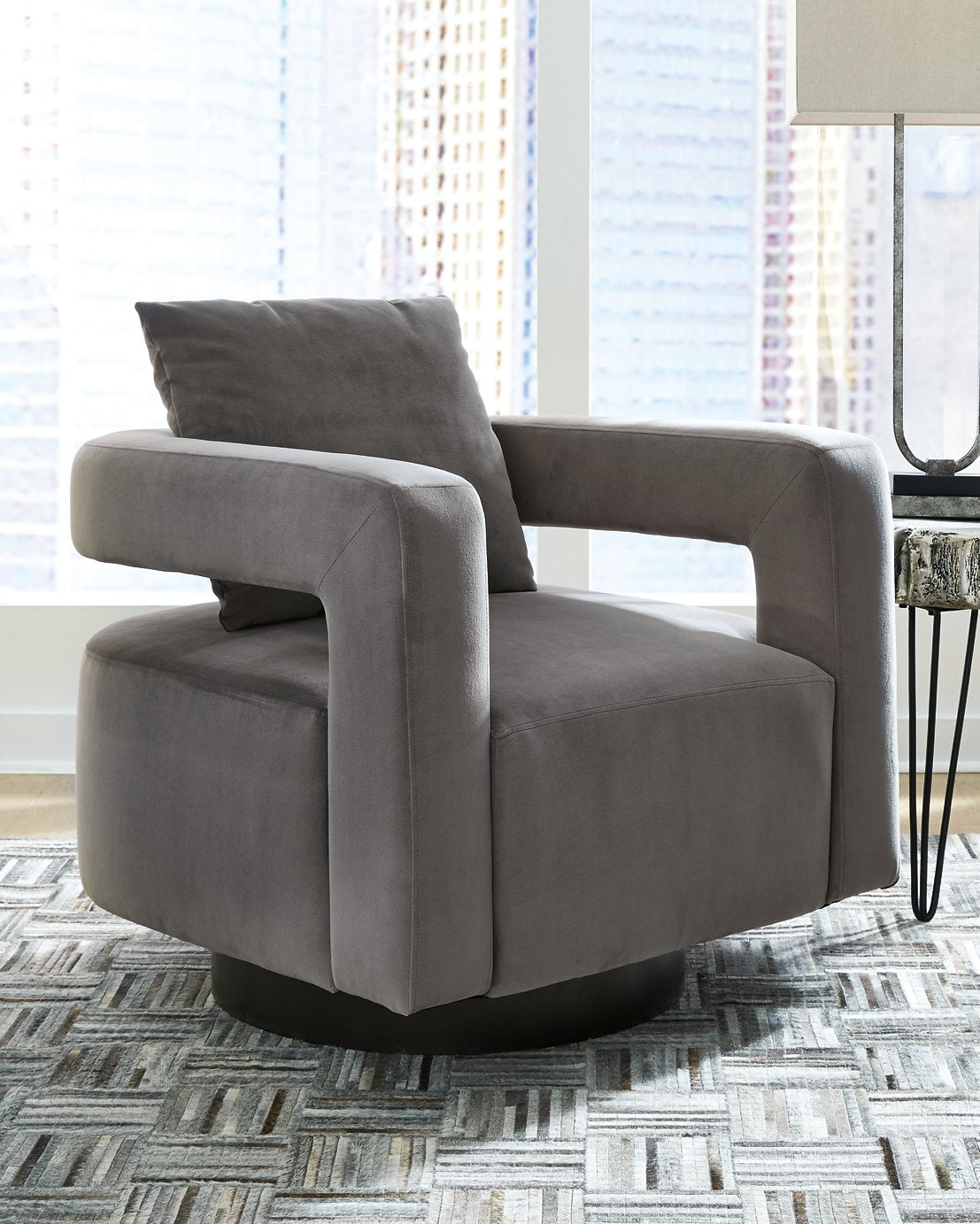 Alcoma Swivel Accent Chair image