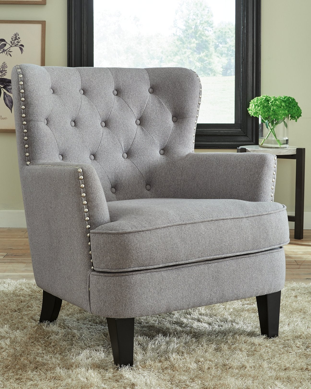 Romansque Accent Chair image