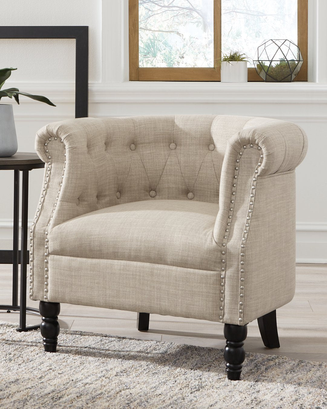 Deaza Accent Chair image