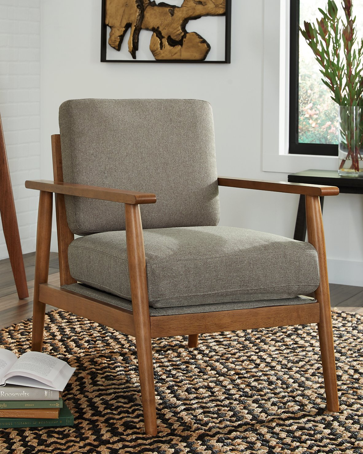 Bevyn Accent Chair image