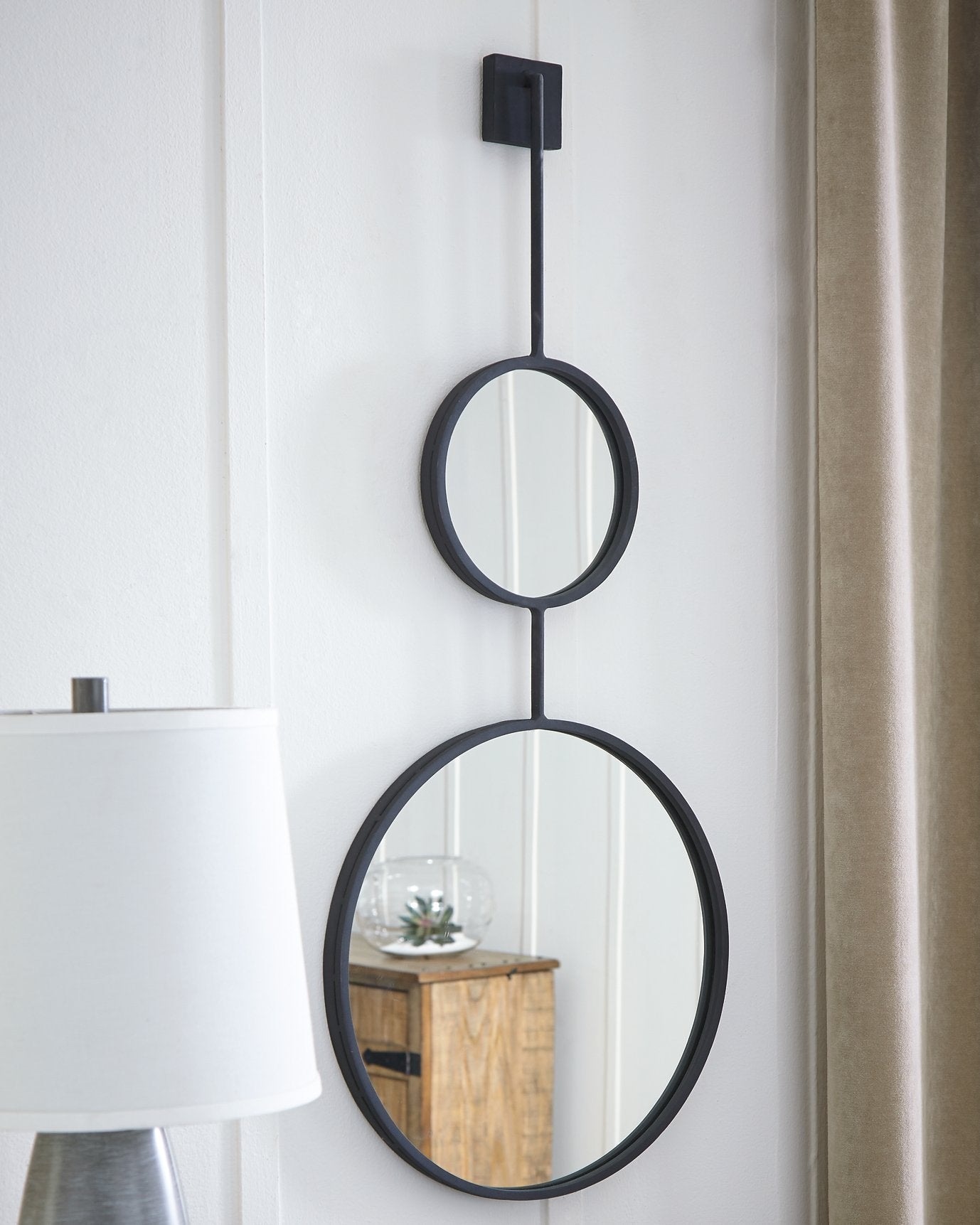 Brewer Accent Mirror image