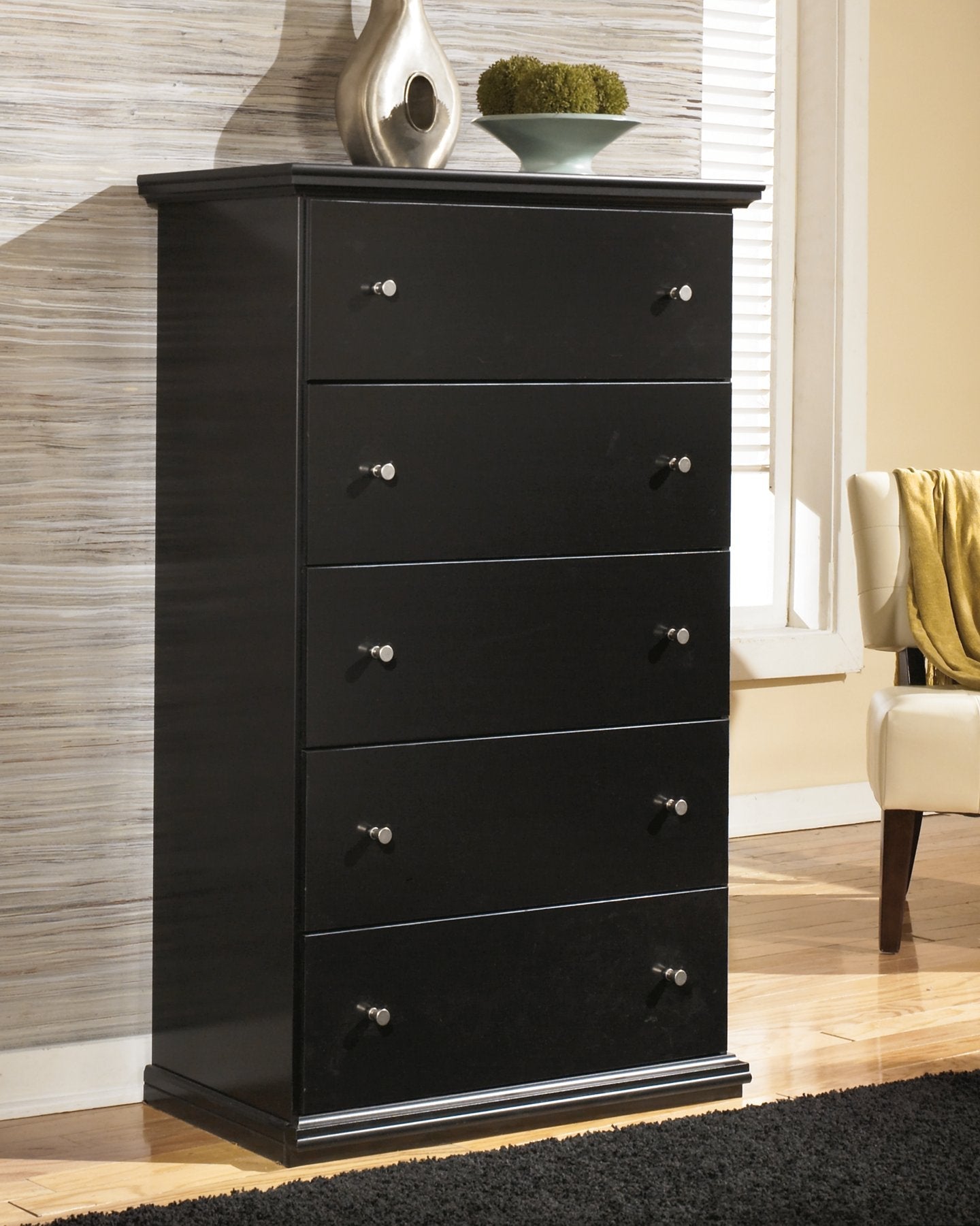 Maribel Chest of Drawers image