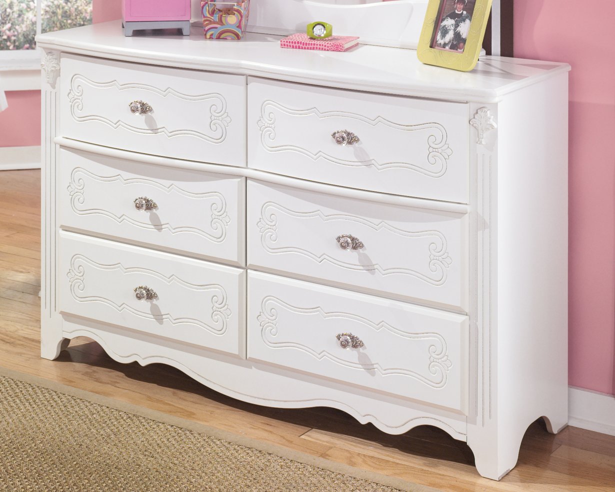 Exquisite Dresser image