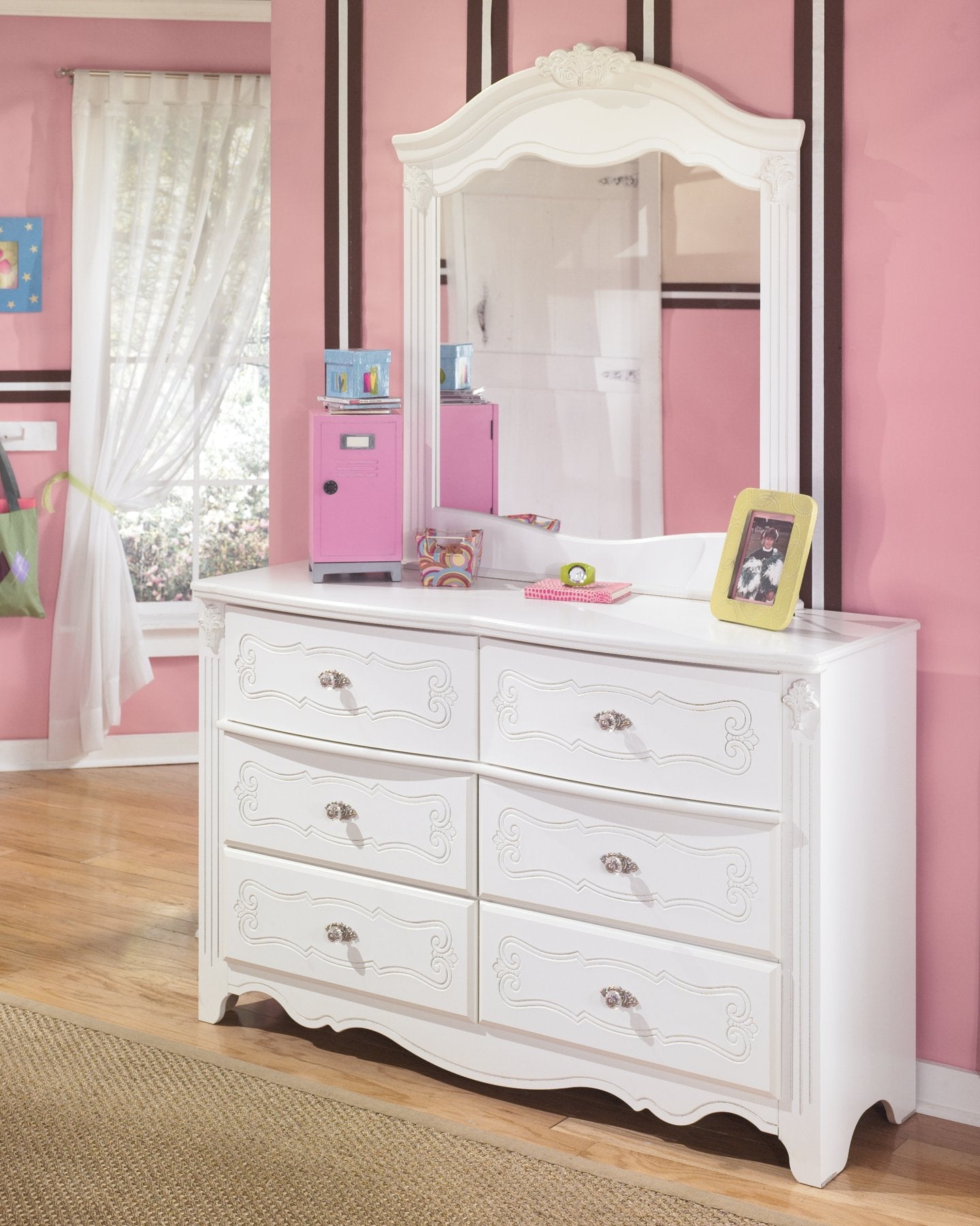 Exquisite Dresser and Mirror image