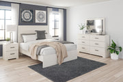 Stelsie Queen Panel Bed image