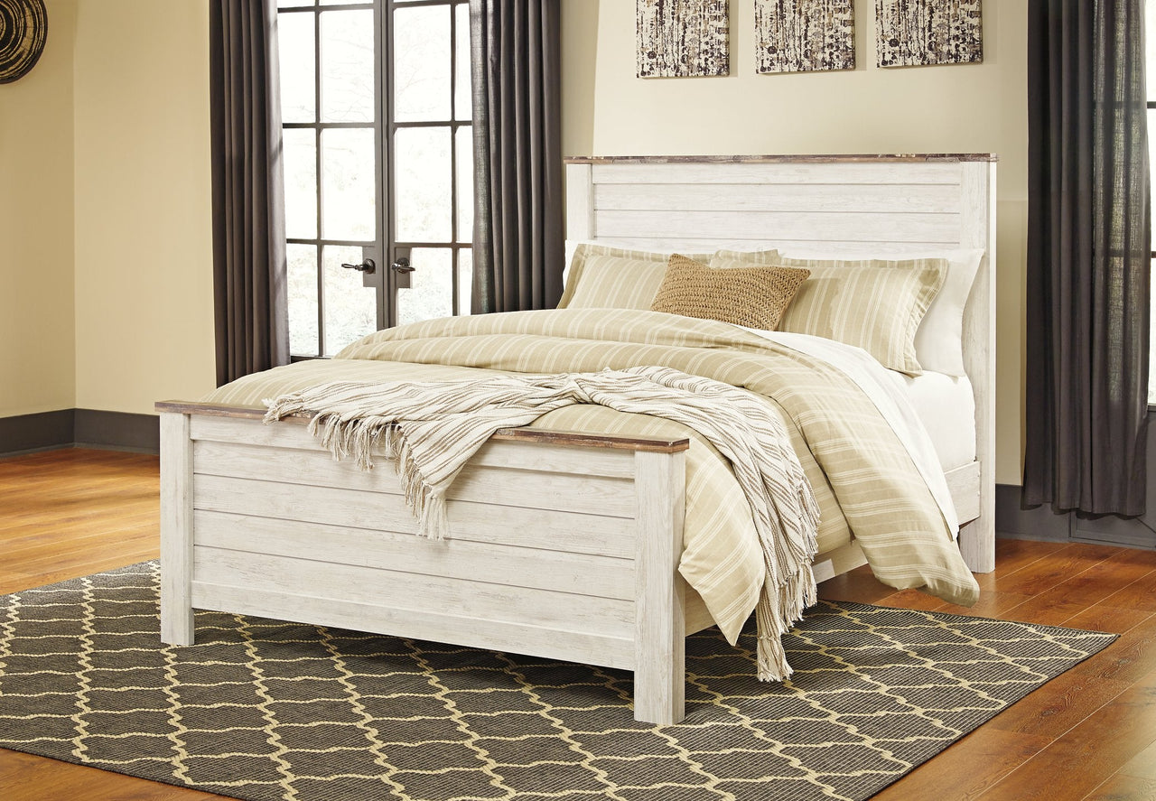 Willowton King Panel Bed image