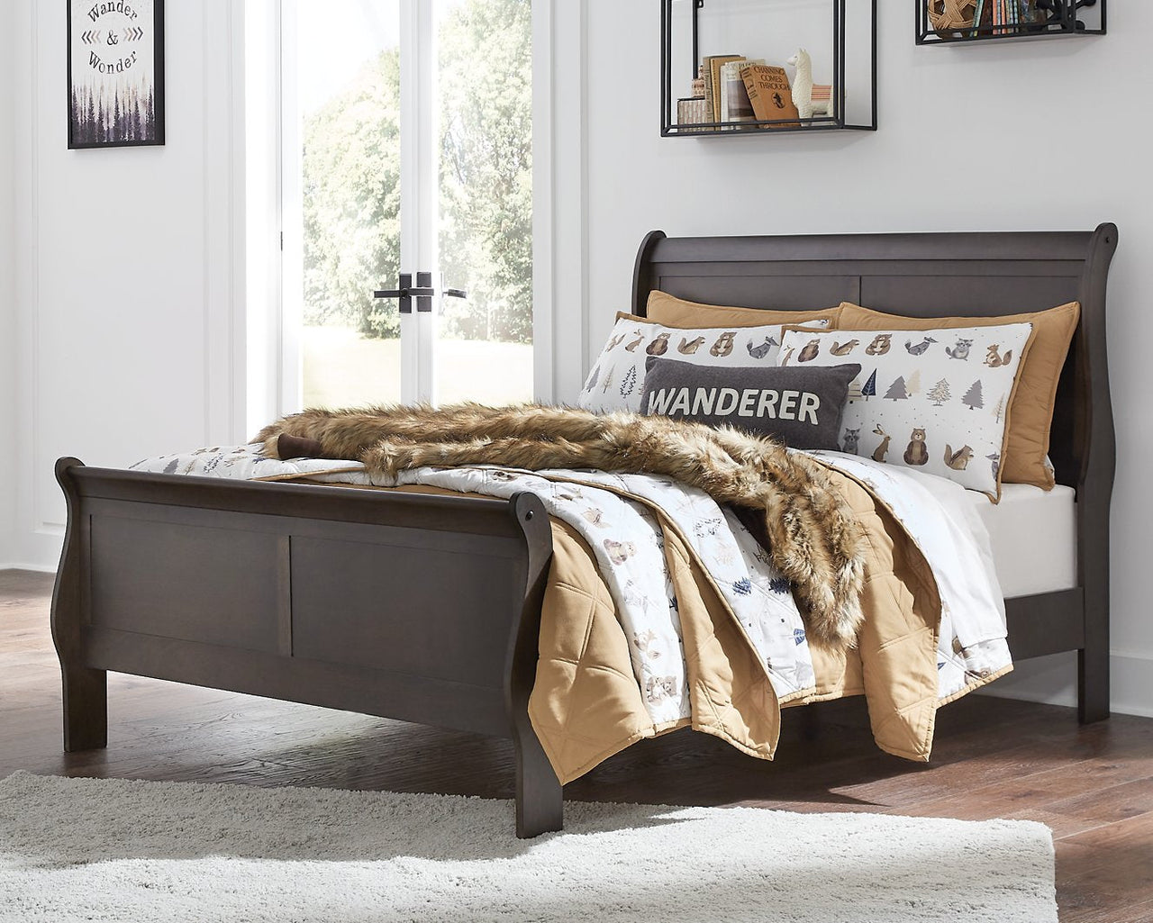 Leewarden Twin Sleigh Bed