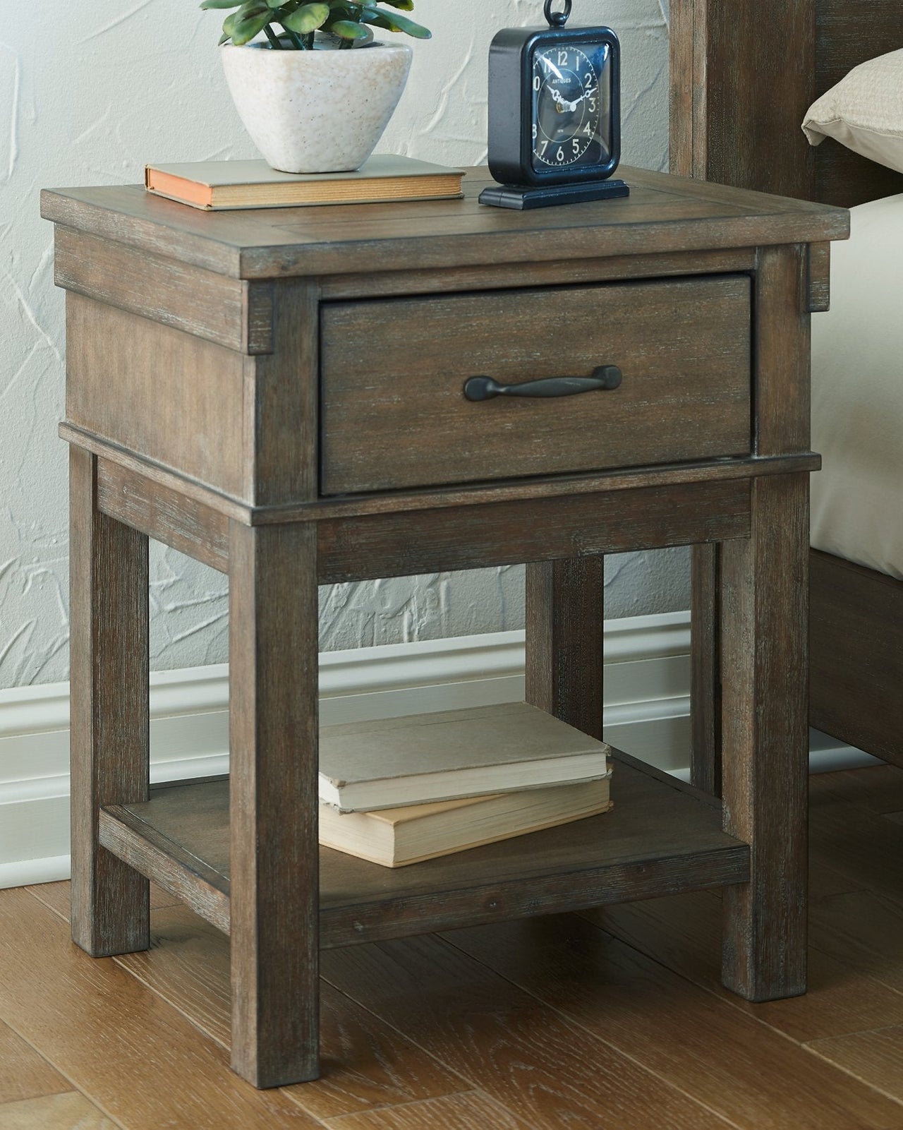 Shamryn Nightstand image