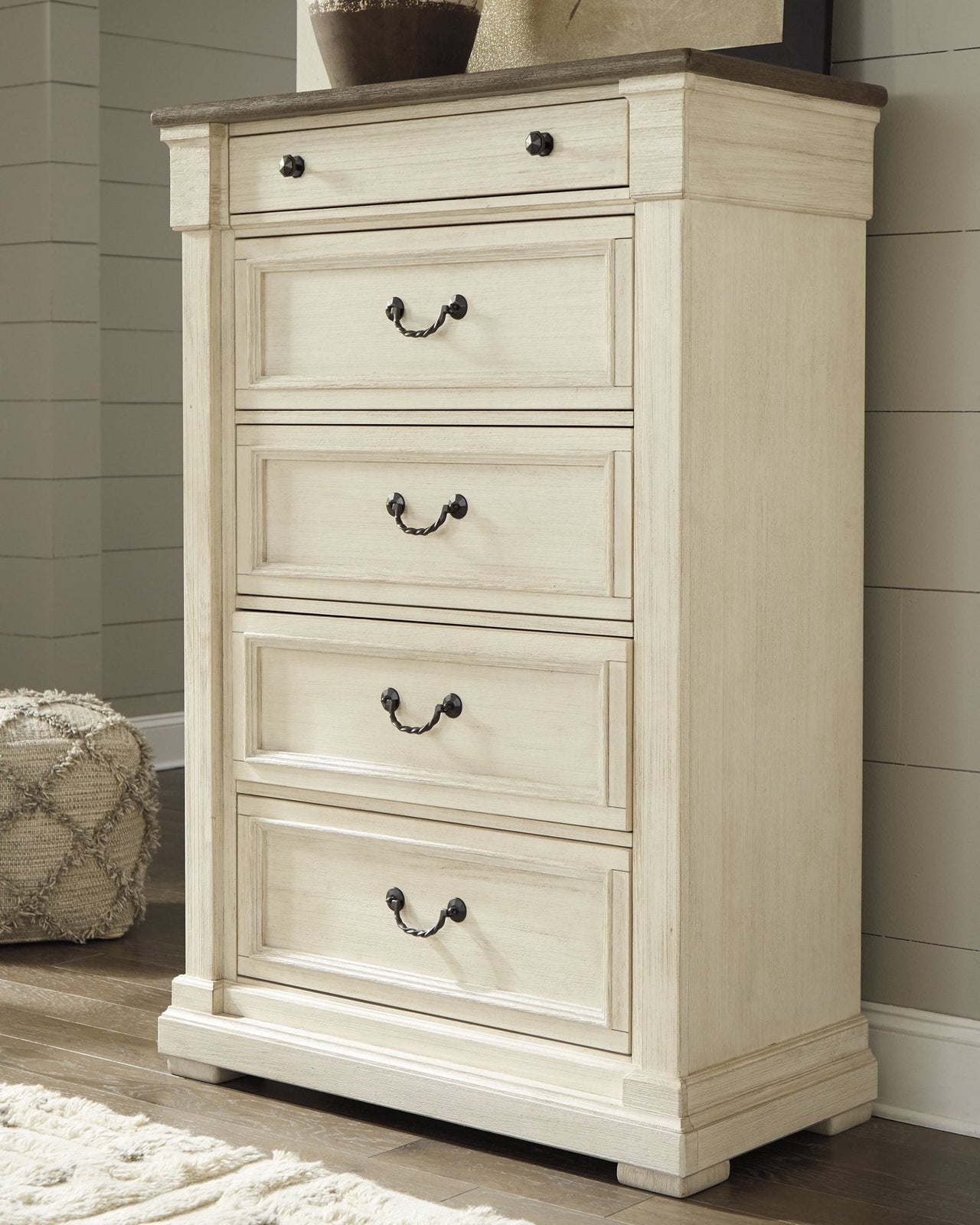 Bolanburg Chest of Drawers image