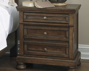 Flynnter Nightstand image