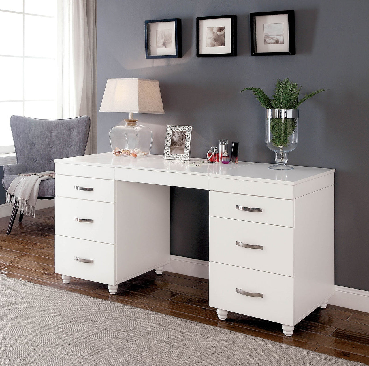 Verviers White Vanity Desk image