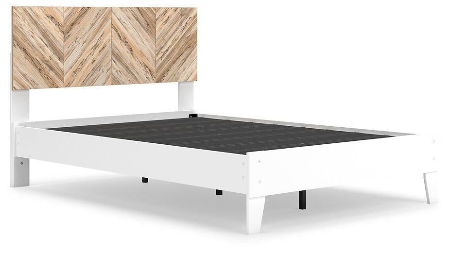 Cama con plataforma de panel completo Piperton 