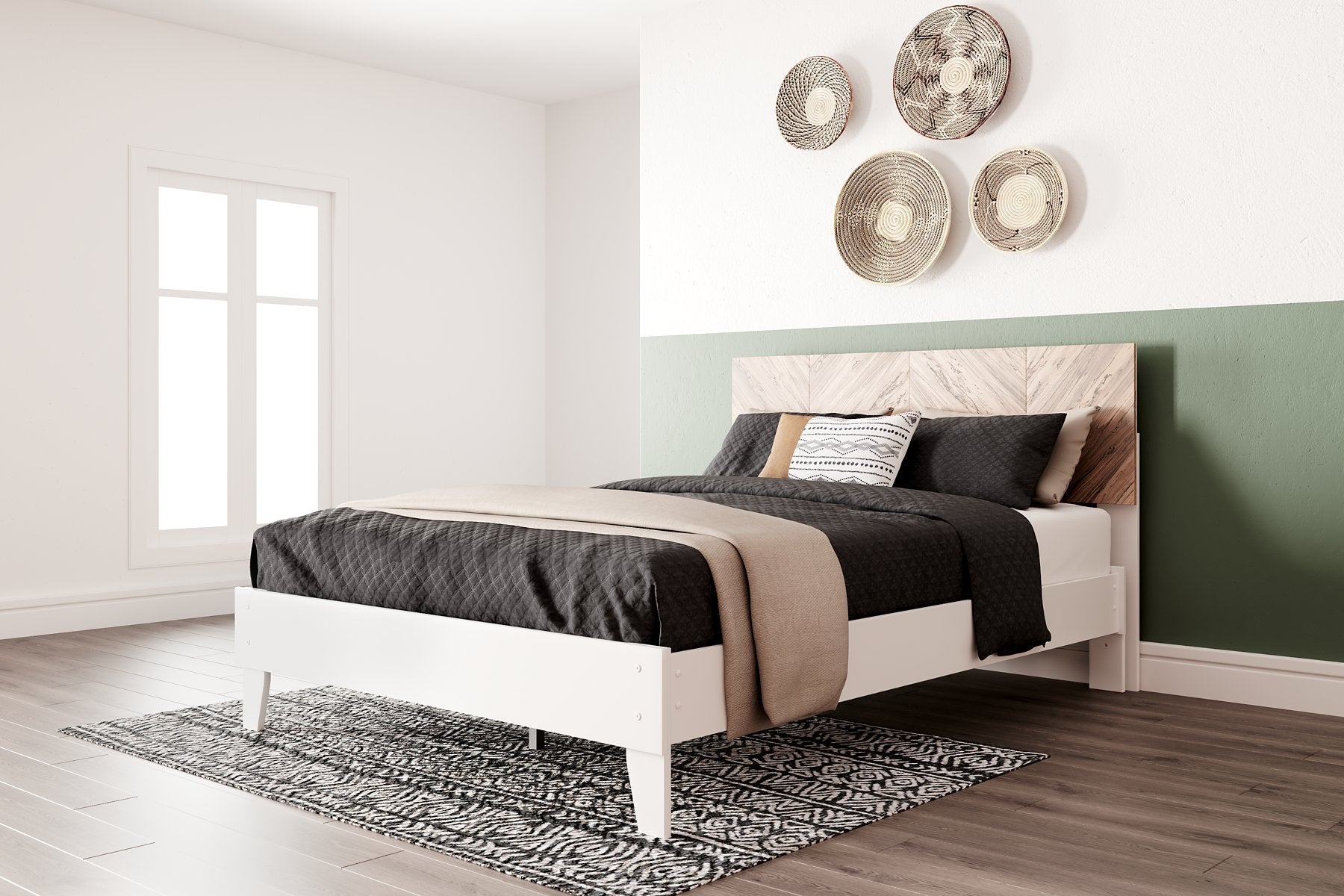 Piperton Panel Platform Bed image