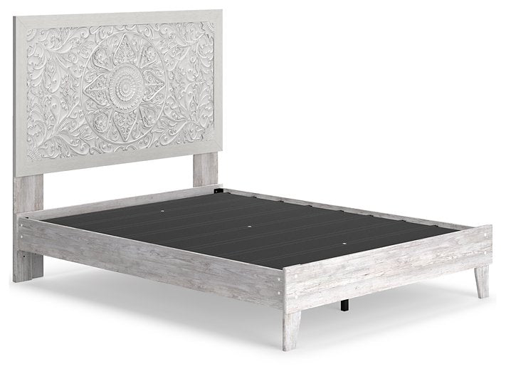 Paxberry Queen Panel Platform Bed image