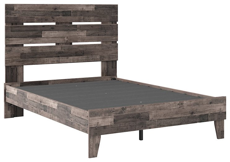 Neilsville Full Panel Platform Bed