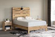 Larstin Full Panel Platform Bed image