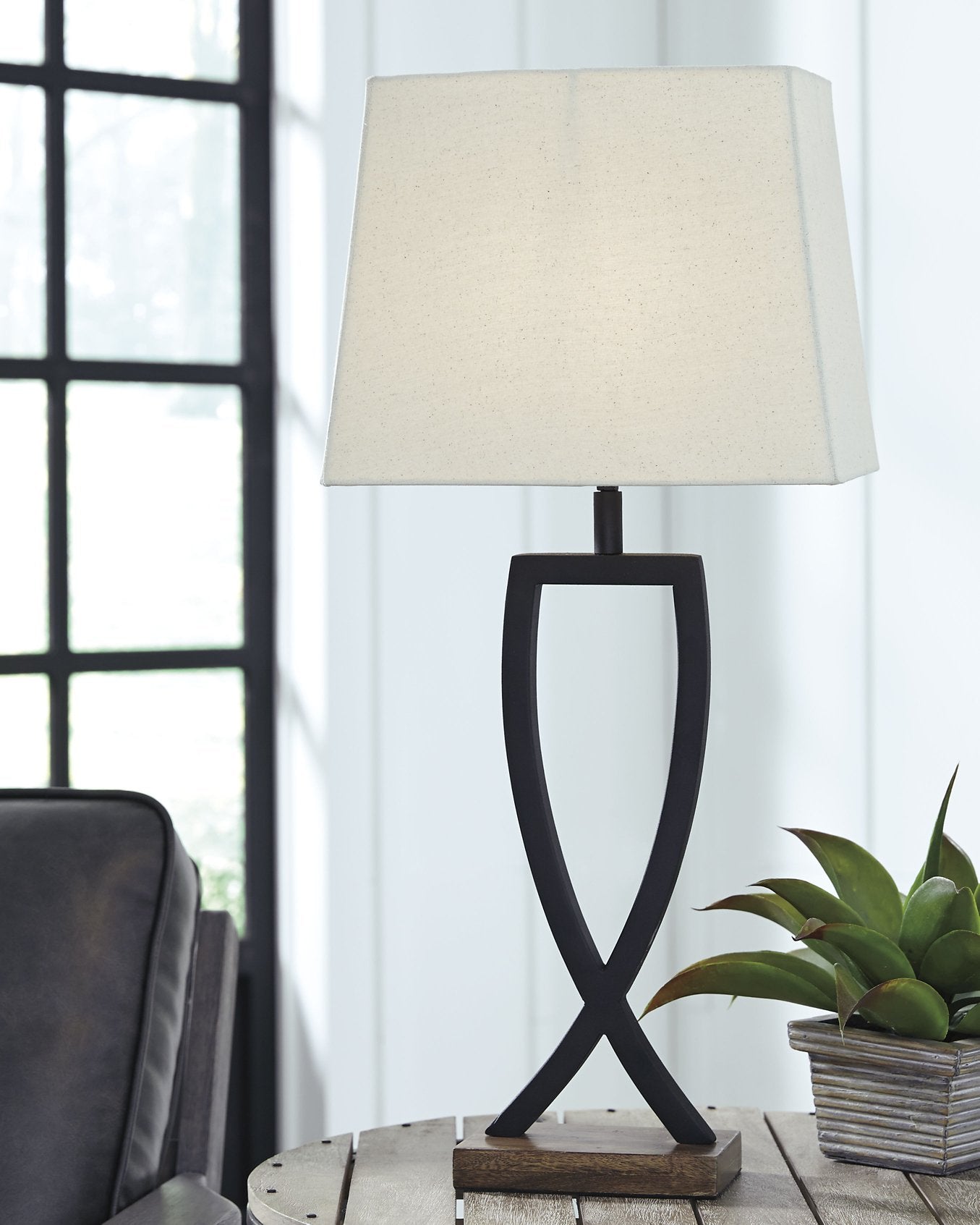 Makara Table Lamp (Set of 2) image