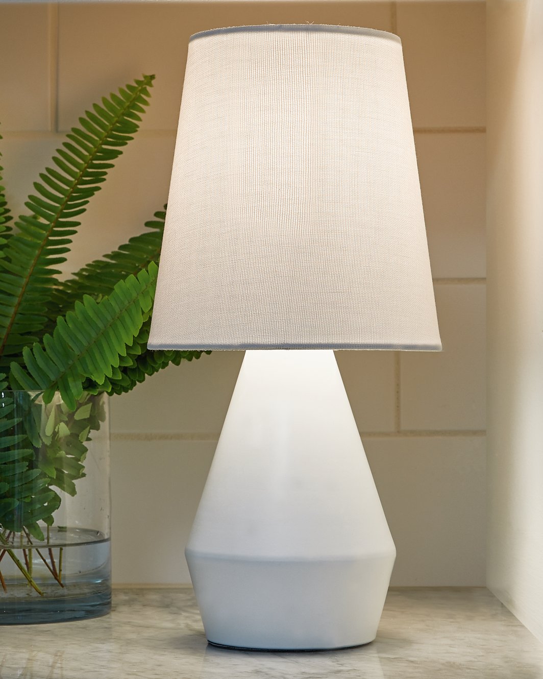 Lanry Table Lamp