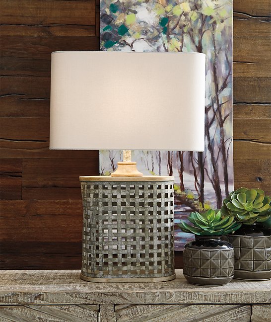 Deondra Table Lamp image