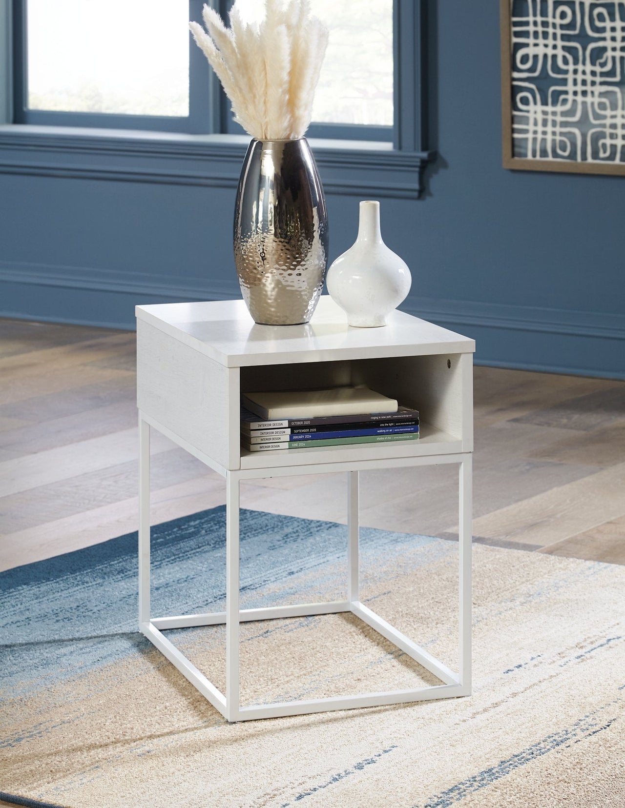 Deznee End Table image