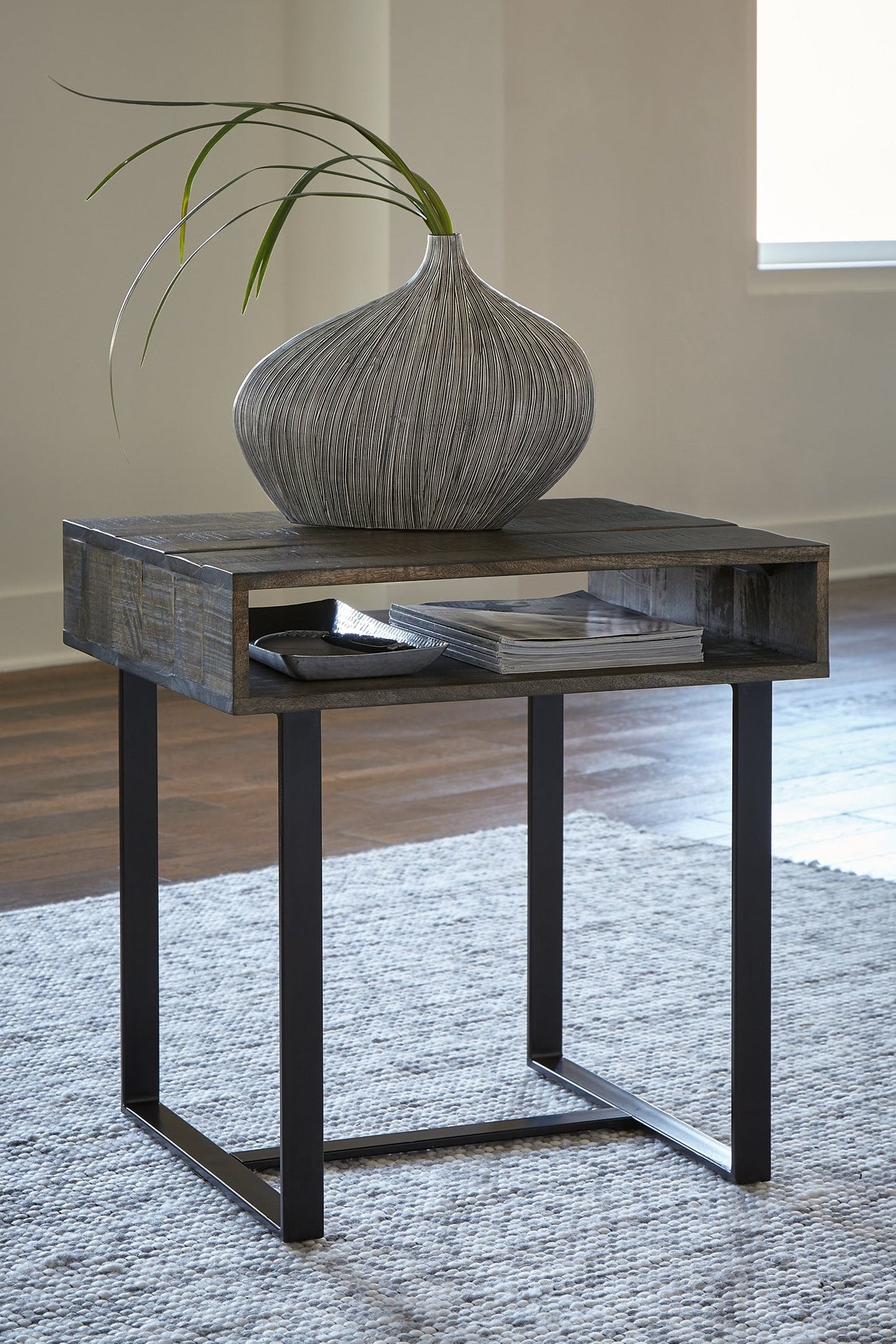 Kevmart End Table image